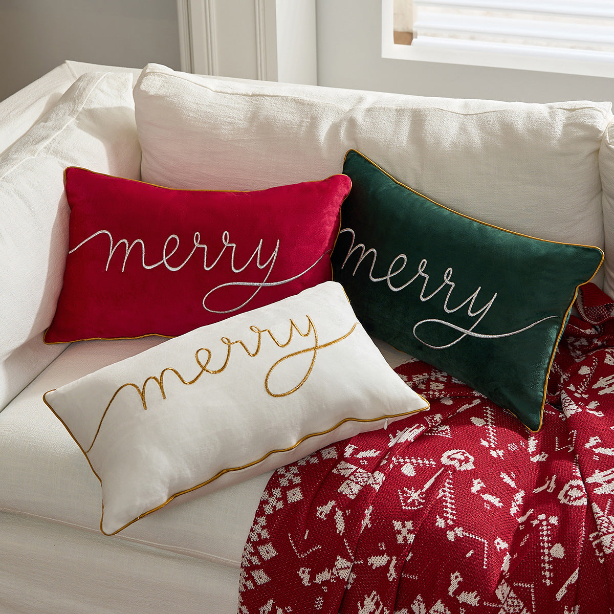  Merry Magic Christmas Pillow Covers 