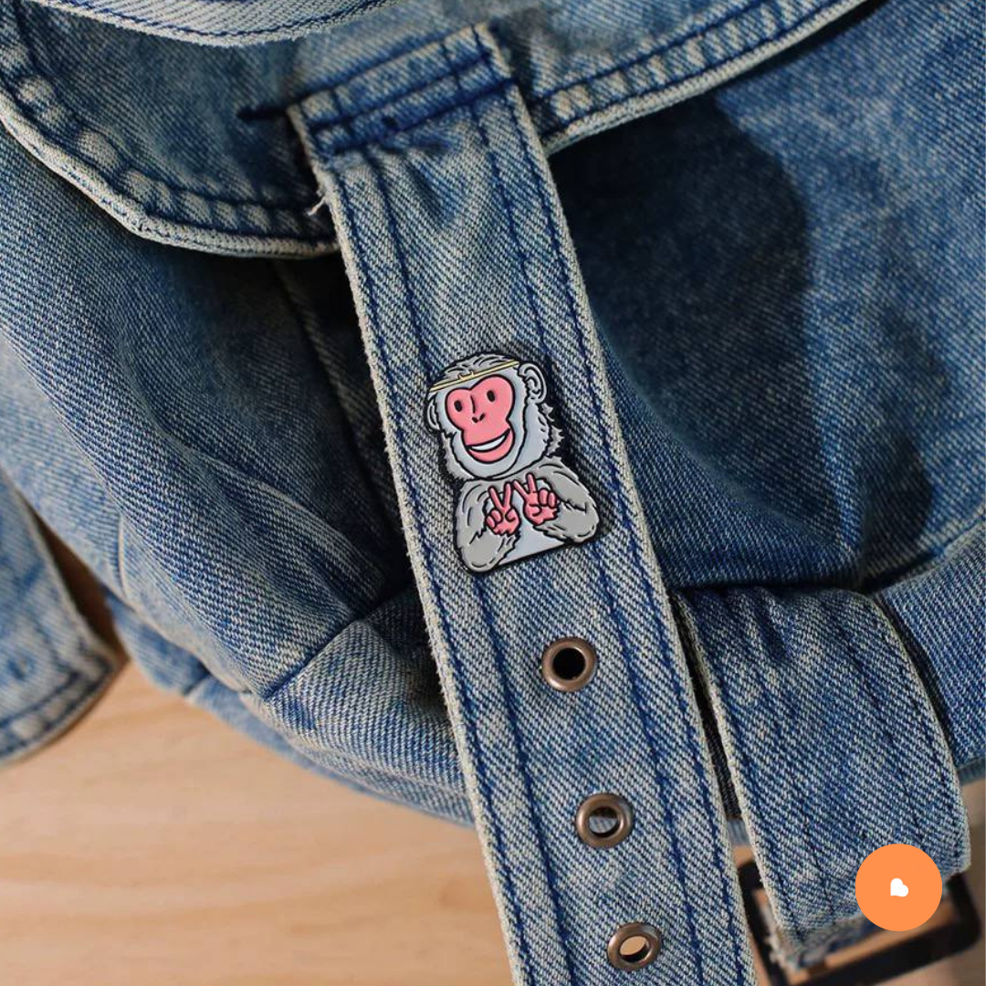  Custom Enamel Pin 