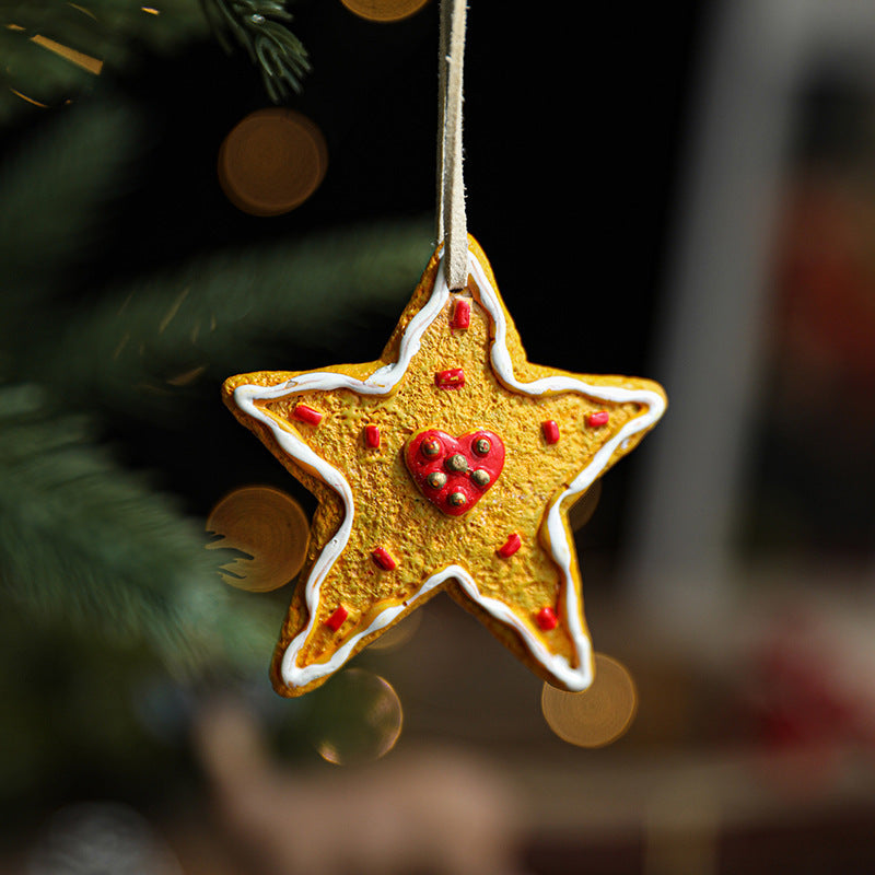  Resin Vintage Christmas Painted Pendant 