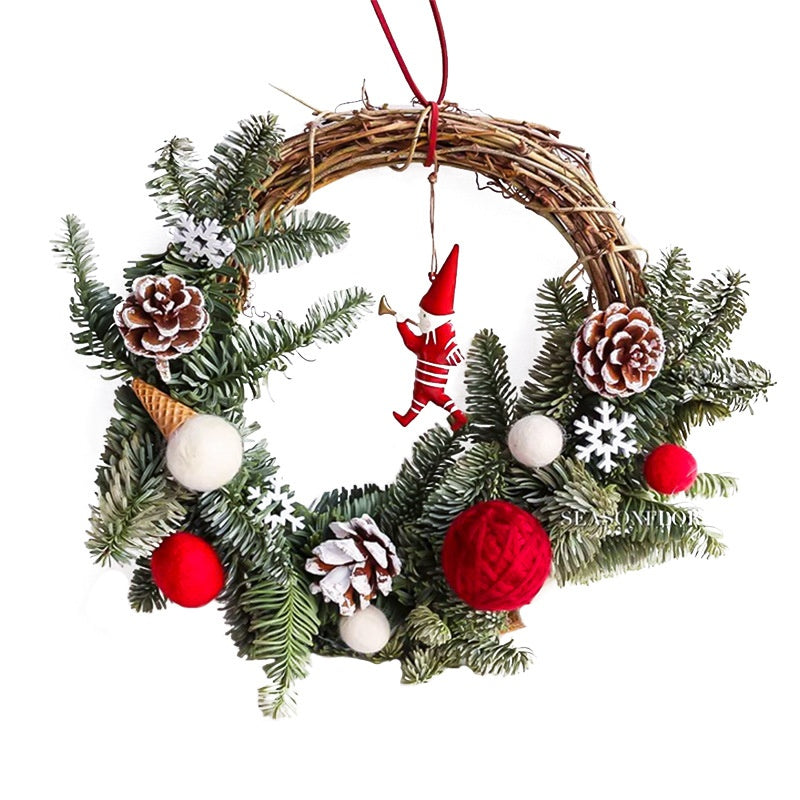 Festive Christmas Bracelet Garland Wreath - patchandbagel