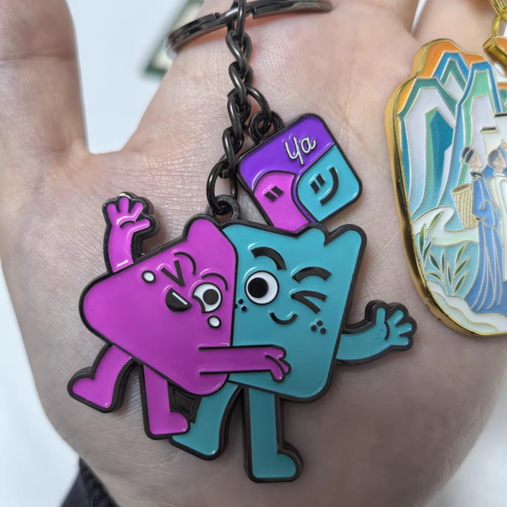  Custom Enamel Metal Keychain 