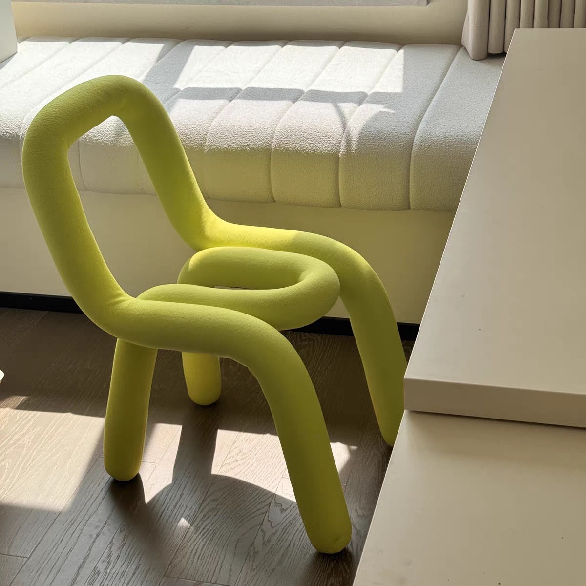 Chaise Twister Paperclip avec dossier