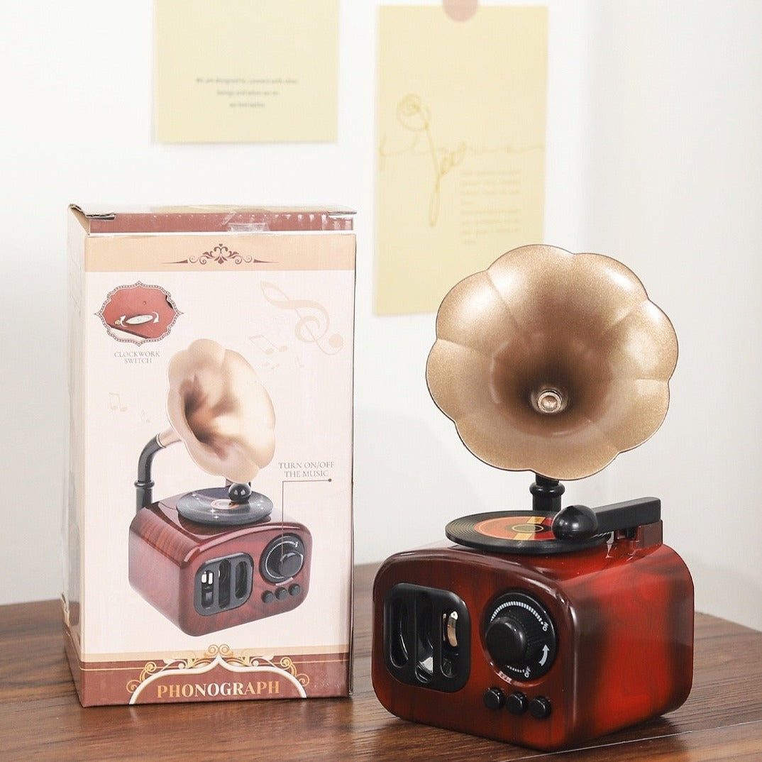 Retro Gramophone Music Box - patchandbagel