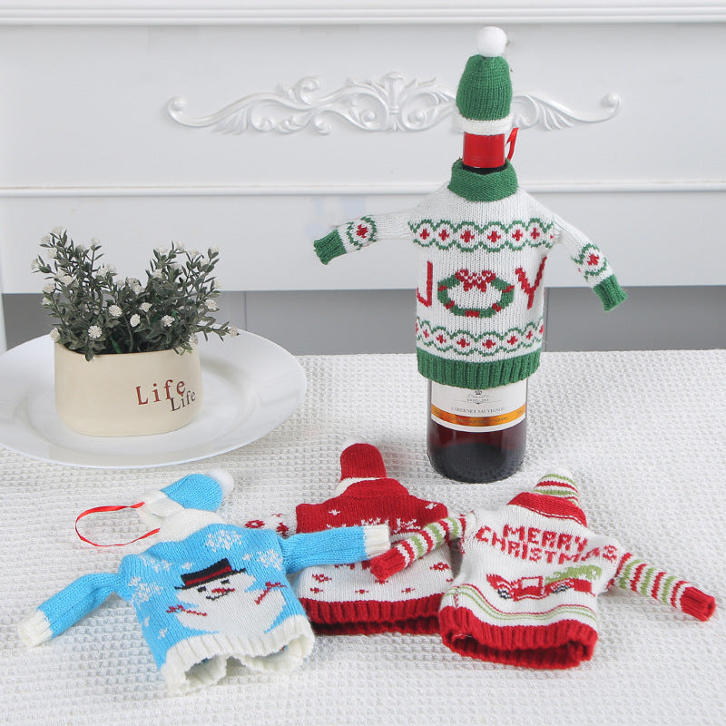  Cozy Christmas Knitted Bottle Cap 