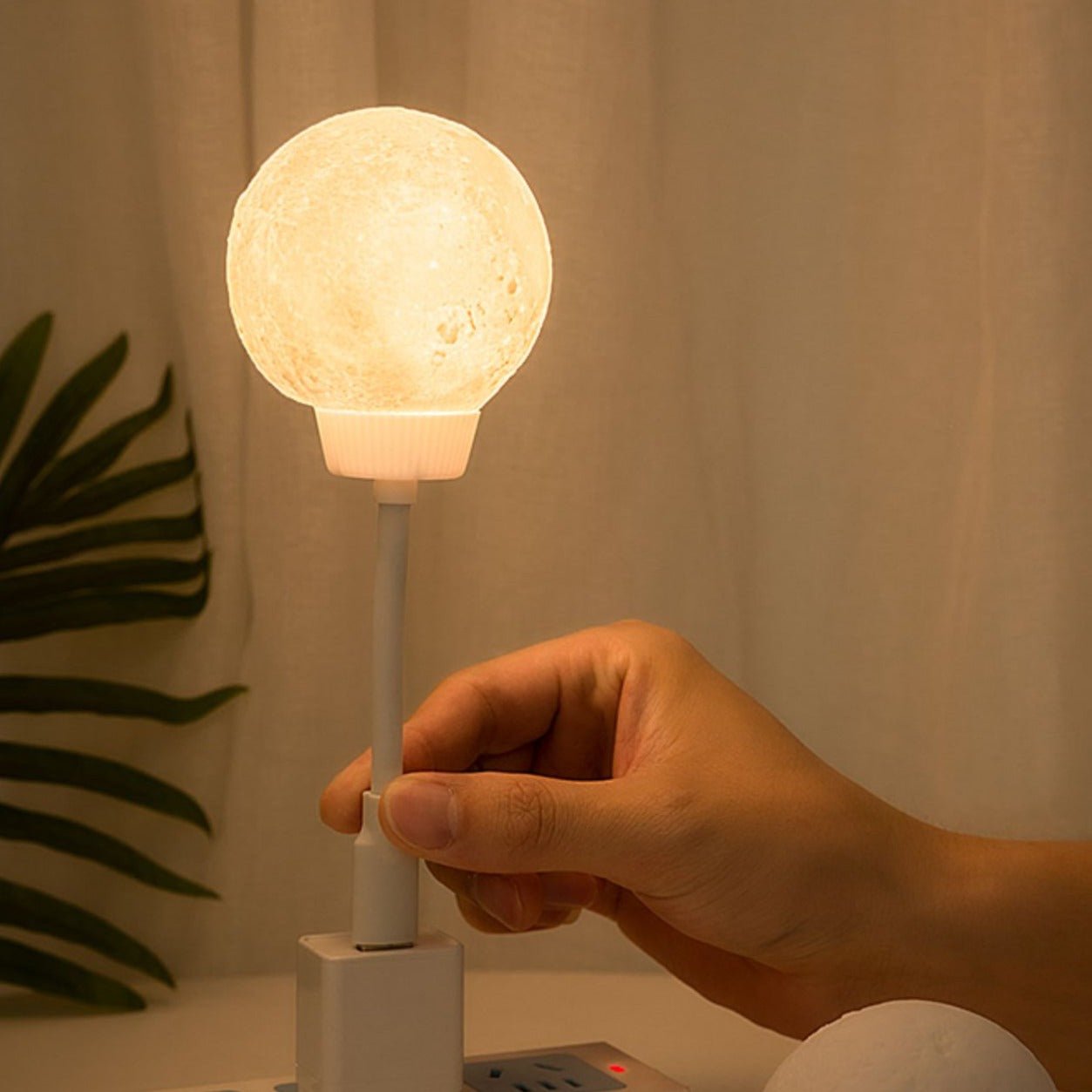 3D Printed Moon USB Night Light Lamp - patchandbagel