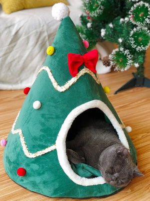 Christmas Tree Pet Bed - patchandbagel
